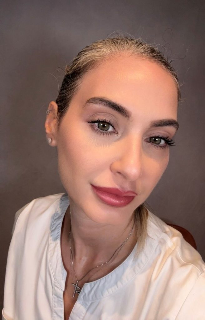 My Quick 5-Minute Makeup Look Secrets in Beauty Christina Maria Kyriakidou